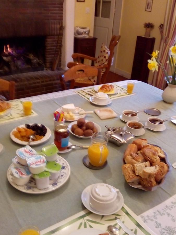 Ferme De Dauval Acomodação com café da manhã Mandeville-en-Bessin Exterior foto